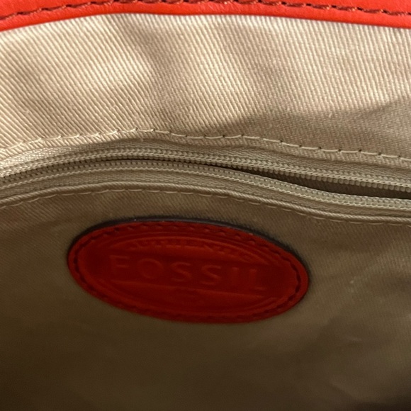 Fossil Orange Leather Crossbody Bag - Picture 6 of 7